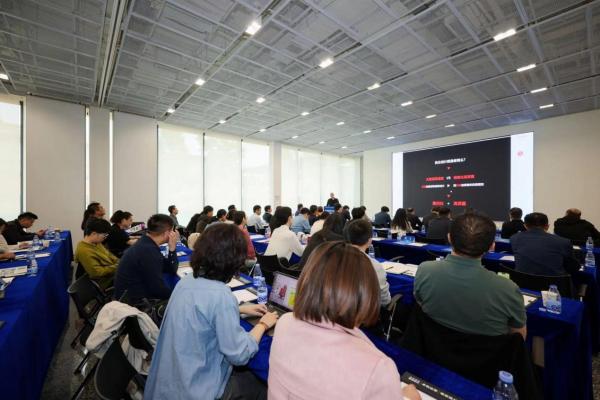 00606834903_i1000600000400a0_2957e728