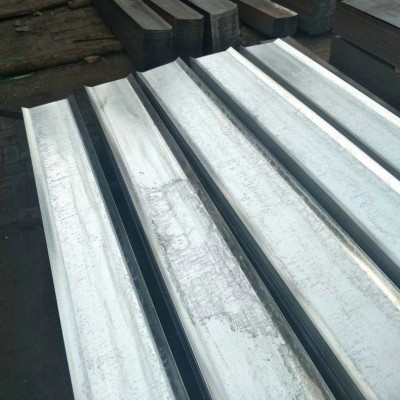 厂家生产耐腐蚀钢板止水带 中圆孔钢板止水带 钢板止水带定制