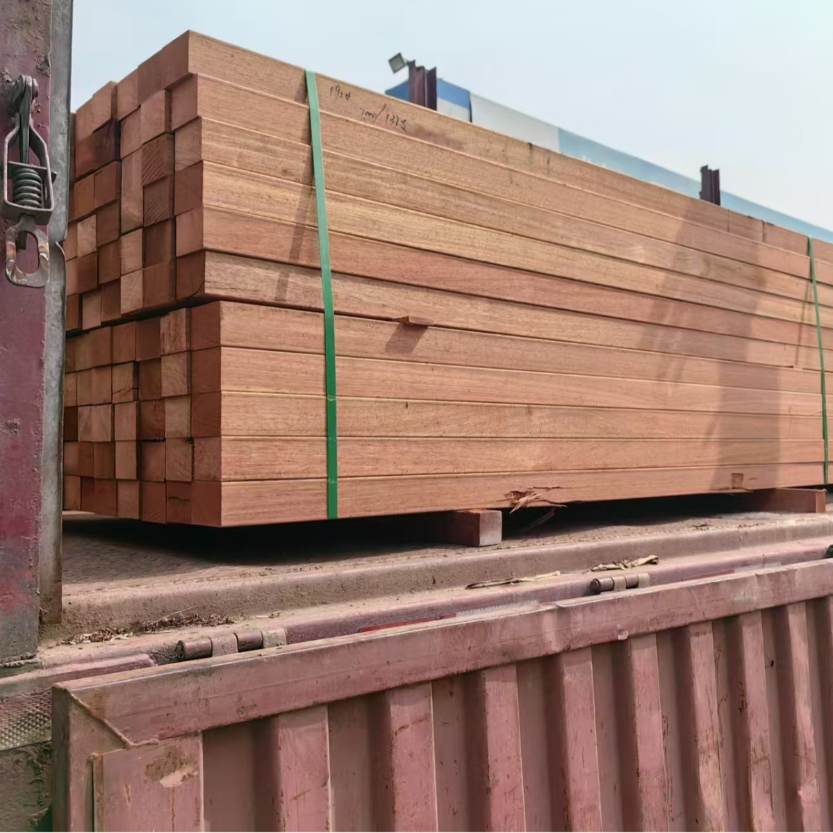 O1CN01KiF5ss1kaCCfxWDec_!!2218606474699-0-cib