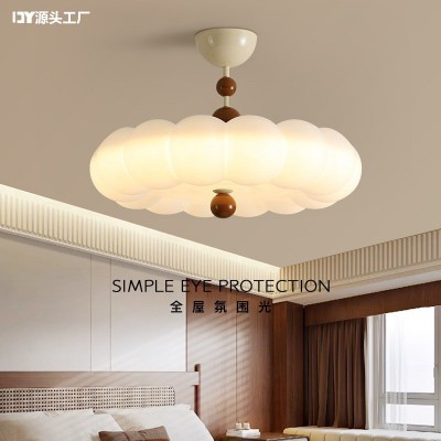 法式蛋糕卧室吸顶灯新款中古风高级感女孩子房间灯书房护眼灯具